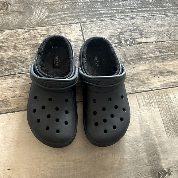 CROCS Shoes - Black Fuzzy Crocs